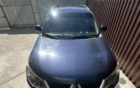 Mitsubishi Outlander III рестайлинг 3, 2008 год, 1 100 000 рублей, 17 фотография