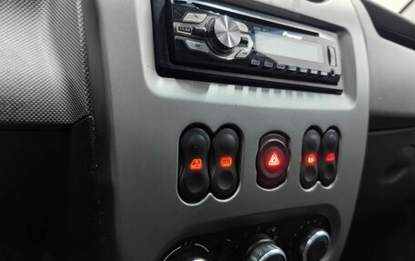 Renault Logan I, 2011 год, 600 000 рублей, 17 фотография