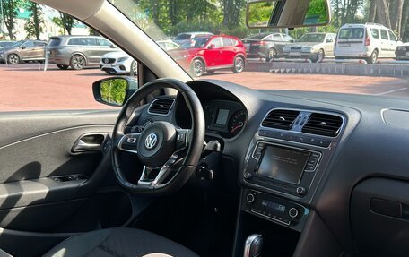 Volkswagen Polo VI (EU Market), 2019 год, 1 280 000 рублей, 24 фотография