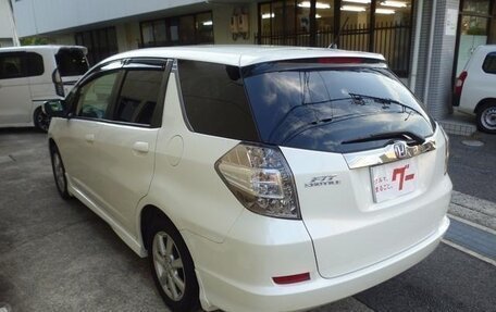 Honda Fit Shuttle I рестайлинг, 2013 год, 650 000 рублей, 4 фотография