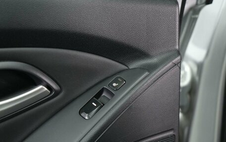 Hyundai ix35 I рестайлинг, 2010 год, 1 019 000 рублей, 10 фотография