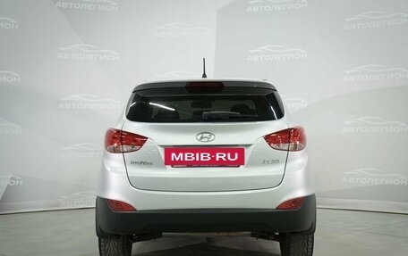 Hyundai ix35 I рестайлинг, 2010 год, 1 019 000 рублей, 6 фотография