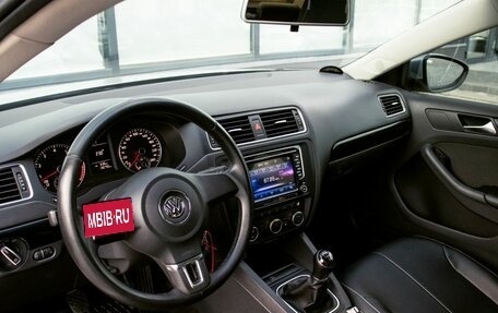 Volkswagen Jetta VI, 2013 год, 1 179 000 рублей, 16 фотография