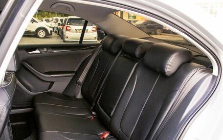 Volkswagen Jetta VI, 2013 год, 1 179 000 рублей, 18 фотография