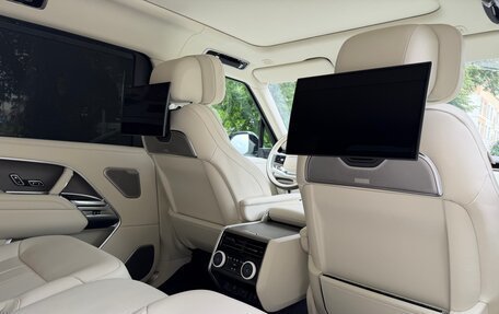 Land Rover Range Rover IV рестайлинг, 2024 год, 25 000 000 рублей, 15 фотография