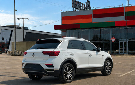 Volkswagen T-Roc I, 2022 год, 1 840 000 рублей, 5 фотография
