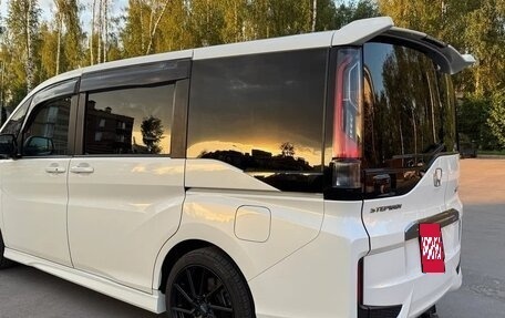 Honda Stepwgn IV, 2021 год, 2 145 000 рублей, 5 фотография