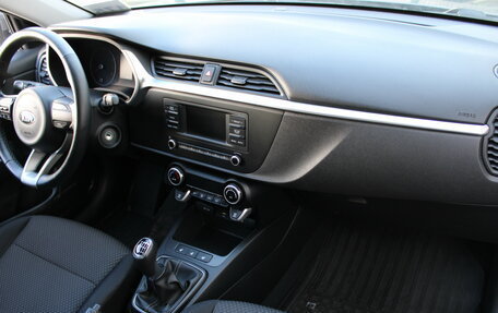 KIA Rio IV, 2021 год, 1 725 000 рублей, 11 фотография
