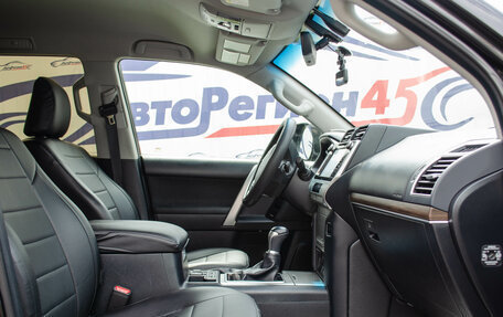Toyota Land Cruiser Prado 150 рестайлинг 2, 2019 год, 4 990 000 рублей, 10 фотография