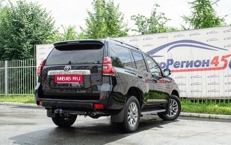 Toyota Land Cruiser Prado 150 рестайлинг 2, 2019 год, 4 990 000 рублей, 9 фотография