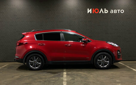 KIA Sportage IV рестайлинг, 2018 год, 1 999 000 рублей, 4 фотография