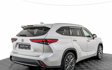 Toyota Highlander, 2021 год, 4 995 000 рублей, 5 фотография