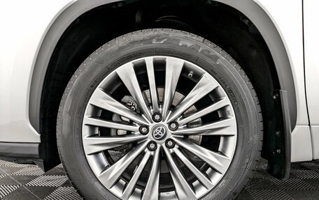 Toyota Highlander, 2021 год, 4 995 000 рублей, 20 фотография