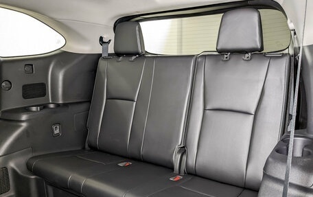 Toyota Highlander, 2021 год, 4 995 000 рублей, 14 фотография