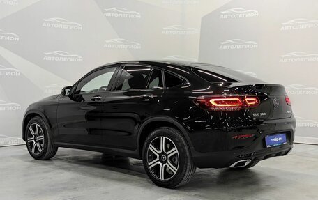 Mercedes-Benz GLC Coupe, 2022 год, 6 250 000 рублей, 3 фотография