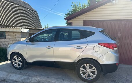 Hyundai ix35 I рестайлинг, 2010 год, 755 000 рублей, 3 фотография