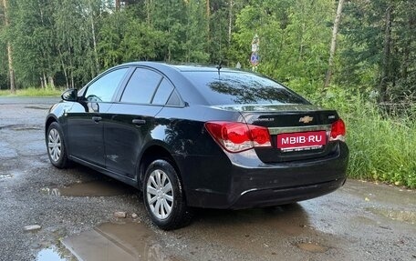 Chevrolet Cruze II, 2013 год, 810 000 рублей, 4 фотография