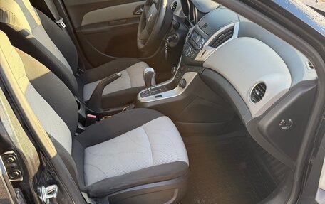 Chevrolet Cruze II, 2013 год, 810 000 рублей, 25 фотография