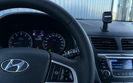 Hyundai Solaris II рестайлинг, 2015 год, 940 000 рублей, 20 фотография