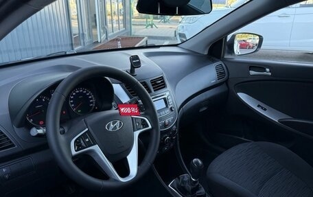 Hyundai Solaris II рестайлинг, 2015 год, 940 000 рублей, 9 фотография