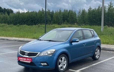 KIA cee'd I рестайлинг, 2010 год, 850 000 рублей, 2 фотография