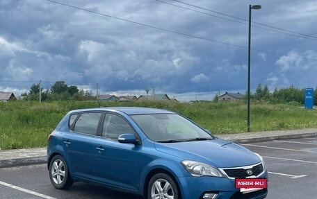 KIA cee'd I рестайлинг, 2010 год, 850 000 рублей, 7 фотография