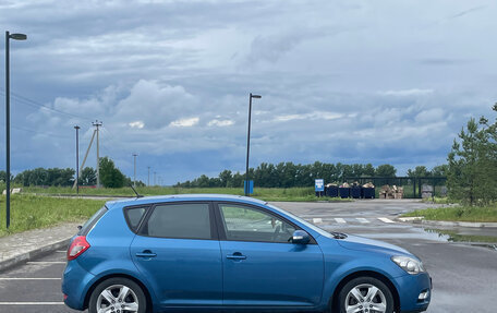 KIA cee'd I рестайлинг, 2010 год, 850 000 рублей, 6 фотография