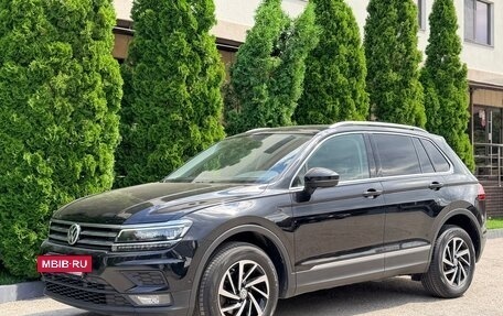 Volkswagen Tiguan II, 2018 год, 2 675 000 рублей, 7 фотография