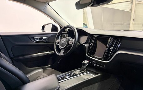 Volvo V60 Cross Country II, 2020 год, 3 649 000 рублей, 11 фотография
