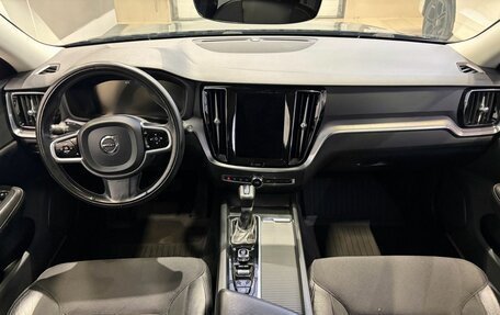 Volvo V60 Cross Country II, 2020 год, 3 649 000 рублей, 12 фотография