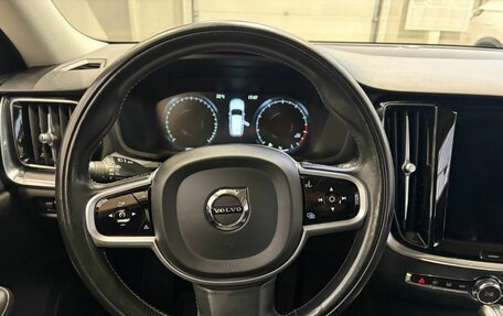 Volvo V60 Cross Country II, 2020 год, 3 649 000 рублей, 13 фотография