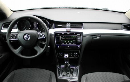 Skoda Superb III рестайлинг, 2013 год, 889 000 рублей, 8 фотография
