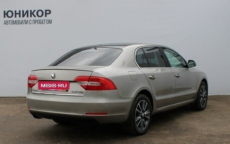 Skoda Superb III рестайлинг, 2013 год, 889 000 рублей, 6 фотография