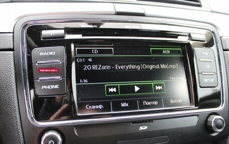 Skoda Superb III рестайлинг, 2013 год, 889 000 рублей, 13 фотография