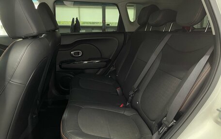 KIA Soul II рестайлинг, 2017 год, 1 530 000 рублей, 21 фотография