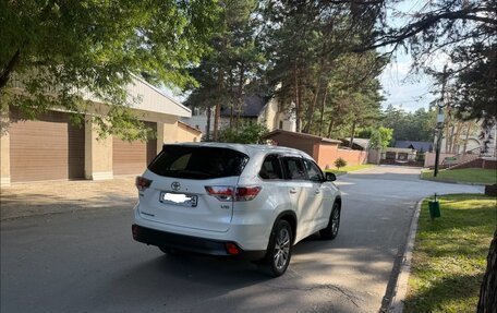 Toyota Highlander III, 2015 год, 3 500 000 рублей, 7 фотография