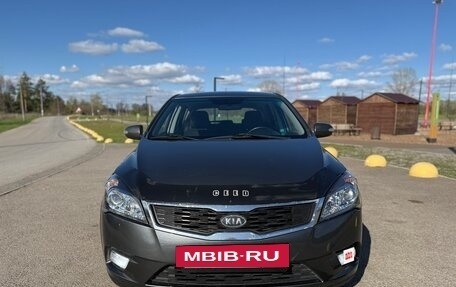 KIA cee'd I рестайлинг, 2011 год, 640 000 рублей, 6 фотография