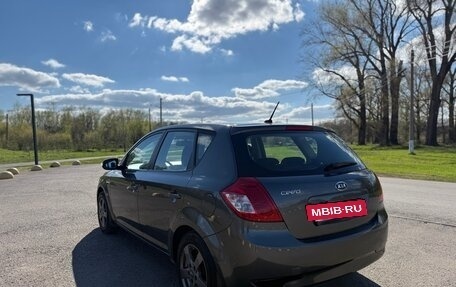 KIA cee'd I рестайлинг, 2011 год, 640 000 рублей, 10 фотография