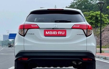 Honda Vezel, 2022 год, 1 637 000 рублей, 4 фотография