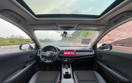 Honda Vezel, 2022 год, 1 637 000 рублей, 9 фотография