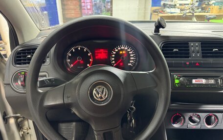 Volkswagen Polo VI (EU Market), 2013 год, 250 000 рублей, 8 фотография