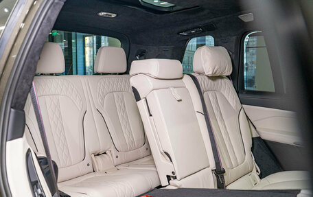 BMW X7, 2025 год, 18 000 000 рублей, 25 фотография