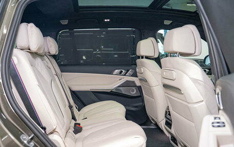 BMW X7, 2025 год, 18 000 000 рублей, 24 фотография
