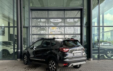 Renault Kaptur I рестайлинг, 2017 год, 1 650 000 рублей, 2 фотография