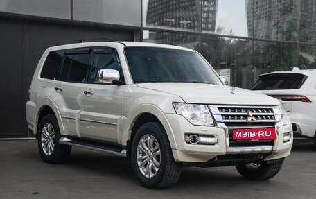 Mitsubishi Pajero IV, 2020 год, 4 120 000 рублей, 3 фотография
