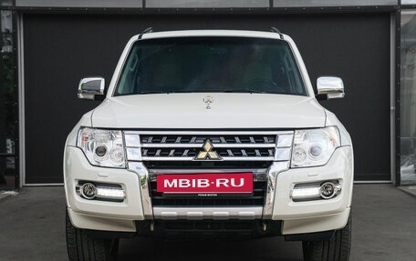 Mitsubishi Pajero IV, 2020 год, 4 120 000 рублей, 2 фотография