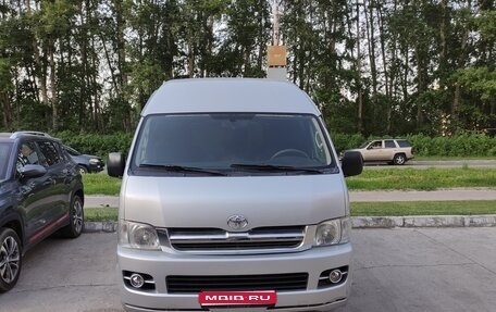 Toyota HiAce H200, 2008 год, 1 550 000 рублей, 1 фотография