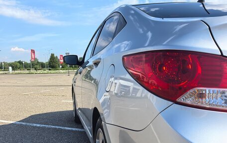 Hyundai Solaris II рестайлинг, 2012 год, 820 000 рублей, 5 фотография