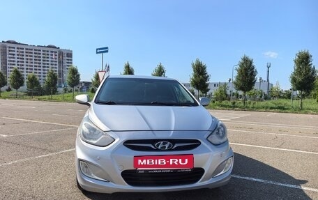 Hyundai Solaris II рестайлинг, 2012 год, 820 000 рублей, 10 фотография