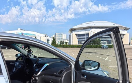 Hyundai Solaris II рестайлинг, 2012 год, 820 000 рублей, 16 фотография